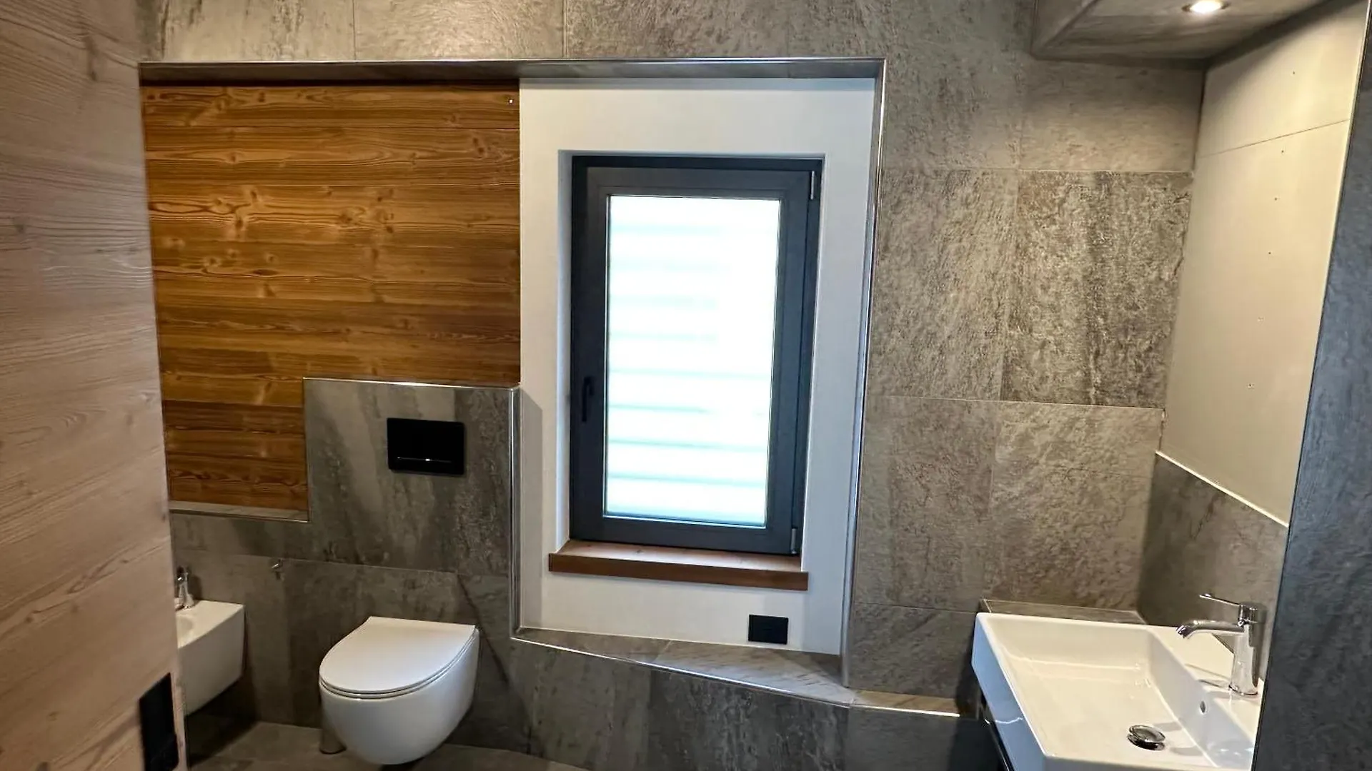 Апартаменты Valtellina Skyline Ovest Villa di Tirano 0*,  Италия